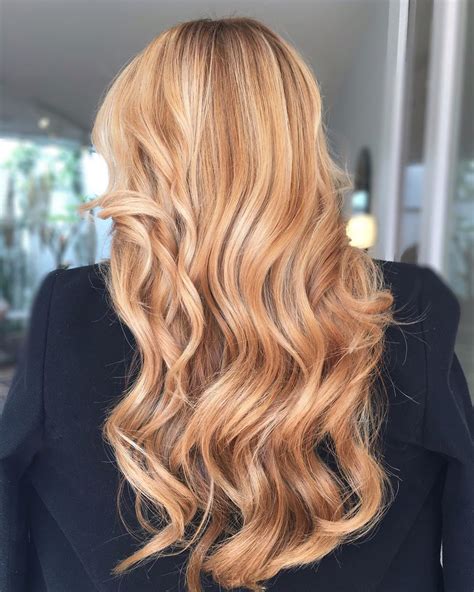 strawberry blonde with blonde highlights